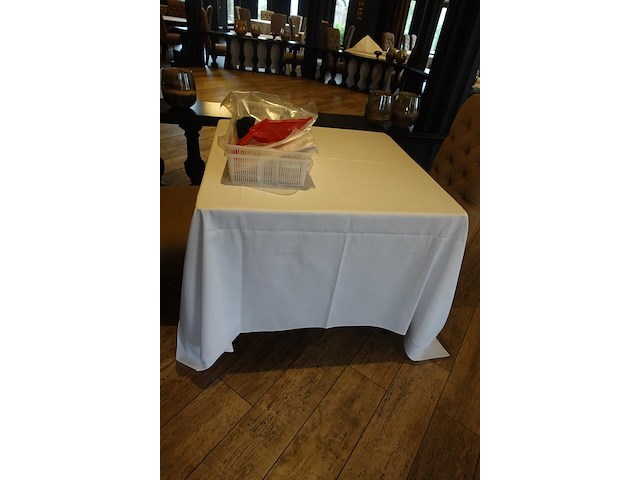 21x diverse houten tafels - afbeelding 18 van  21