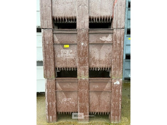 21x palletbox kunststof - afbeelding 1 van  2
