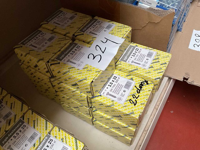 22 dozen schroeven - afbeelding 1 van  2