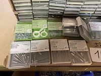 220 blisters met bevestigingen - afbeelding 2 van  7