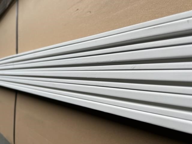 220 lm plinten 2200x68x11mm - afbeelding 3 van  7