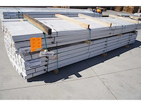 226,8 lm vuren plint recht 12x55mm - afbeelding 1 van  5