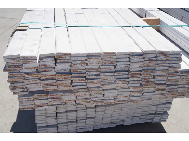 226,8 lm vuren plint recht 12x55mm - afbeelding 5 van  5