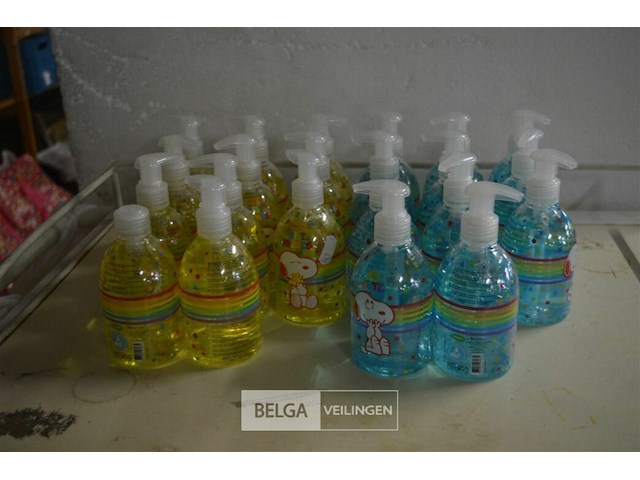 22x 250ml handzeep - afbeelding 1 van  3