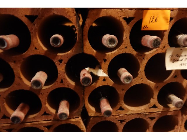 22x 75cl chateau pavie 1988 - afbeelding 3 van  5