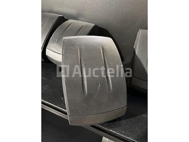 23 audioluidsprekers maken en model onleesbaar - afbeelding 1 van  3