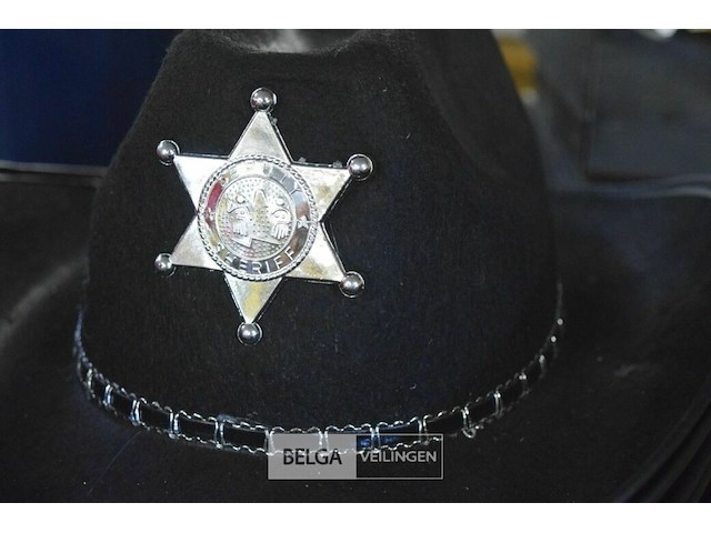 ±23 div verkleedhoeden - afbeelding 2 van  4