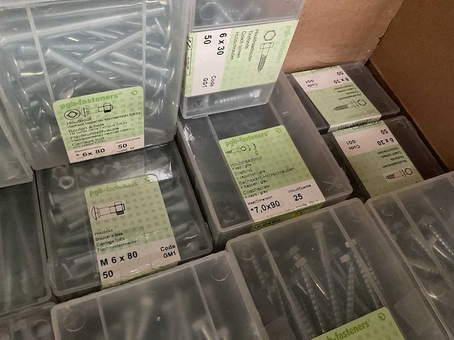 23 dozen hout bouten en moeren - afbeelding 6 van  9