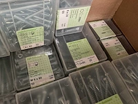 23 dozen hout bouten en moeren - afbeelding 6 van  9
