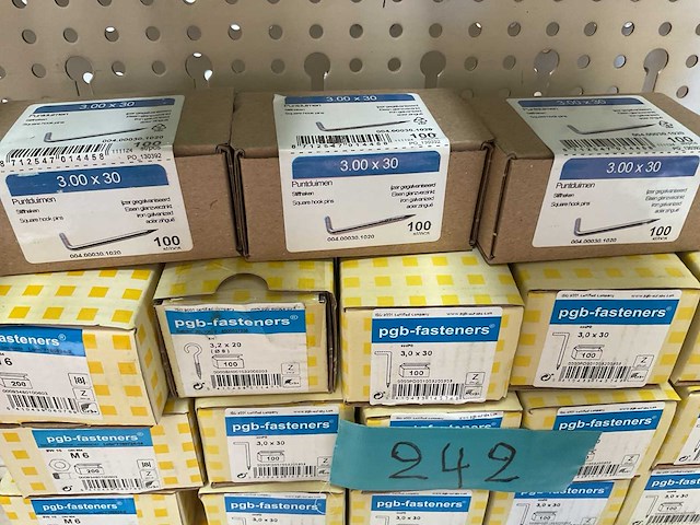 23 dozen moeren; puntduimen; schroefogen - afbeelding 5 van  5