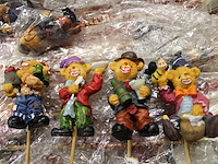 23 x decoratie beertjes op stick - afbeelding 1 van  2