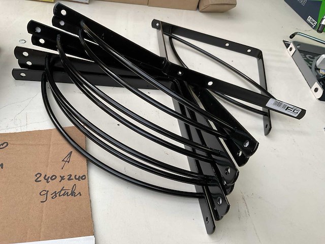 23 zwarte plank dragers - afbeelding 4 van  5