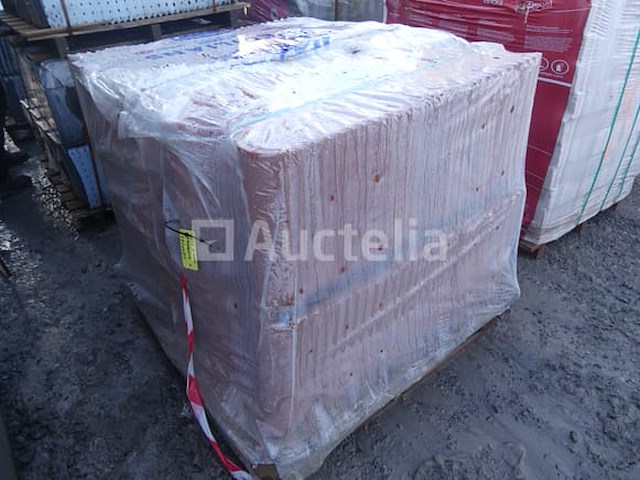 230 rode romaanse ediliaanse tegels - afbeelding 1 van  4