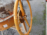 230v elektrische betonmolen maakt en model is onleesbaar - afbeelding 4 van  8