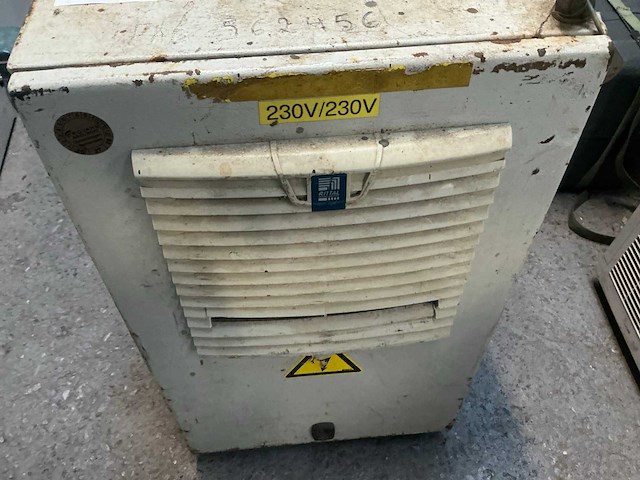 230v/230v transformator - afbeelding 5 van  7