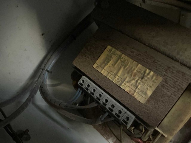 230v/230v transformator - afbeelding 7 van  7