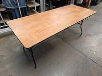 (23x) houten klaptafels en zitbanken