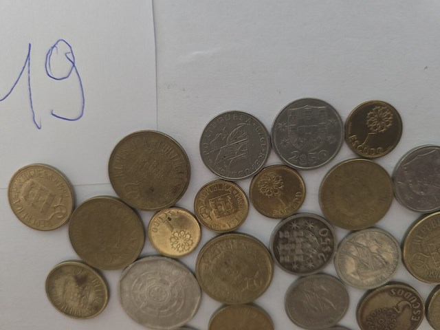 23x portugal: escudos - afbeelding 4 van  4