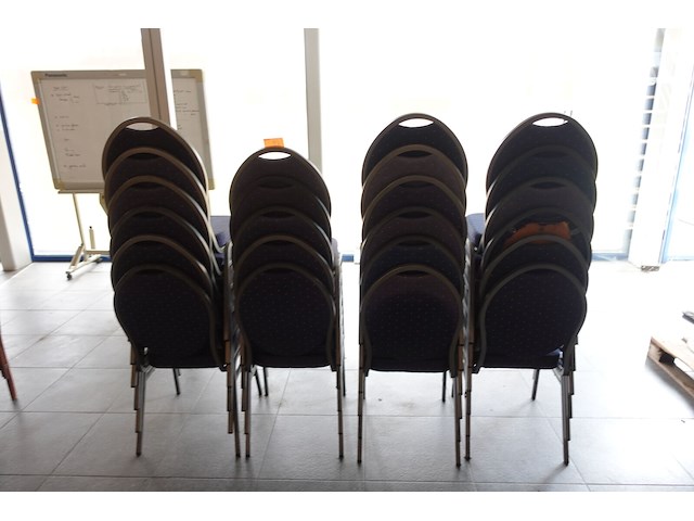 23x stabelbare stoel - afbeelding 3 van  5