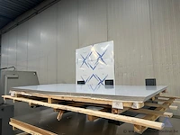 24 aluminium platen,afmetingen van 2500 x 1250 x 2 mm.