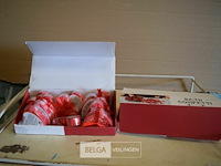 ±24 badconfetti - afbeelding 1 van  1