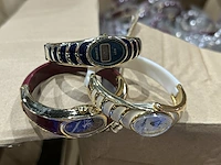 24 digitale klok + 2 dozen horloges - afbeelding 6 van  7