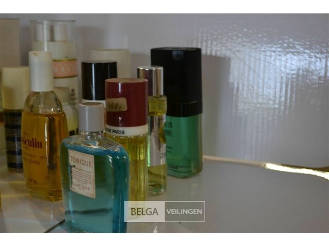 ±24 diverse vintage parfum - afbeelding 5 van  5