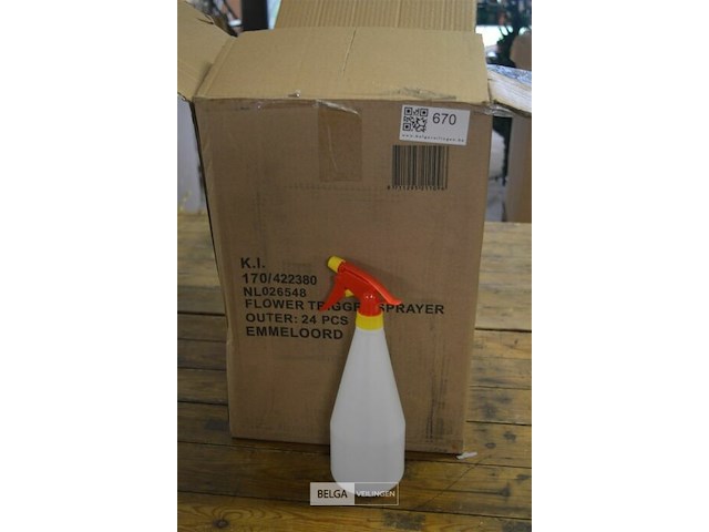 ±24 plantensproeiers - afbeelding 1 van  2