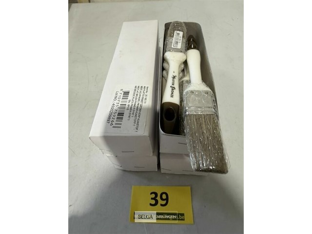 24 platte kwast grondverf 30mm - afbeelding 1 van  3