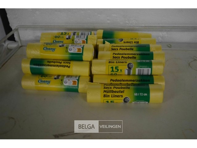 ±24 rollen plastieken zakjes 60l - afbeelding 1 van  2