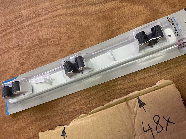 24 steel hangers - afbeelding 4 van  4