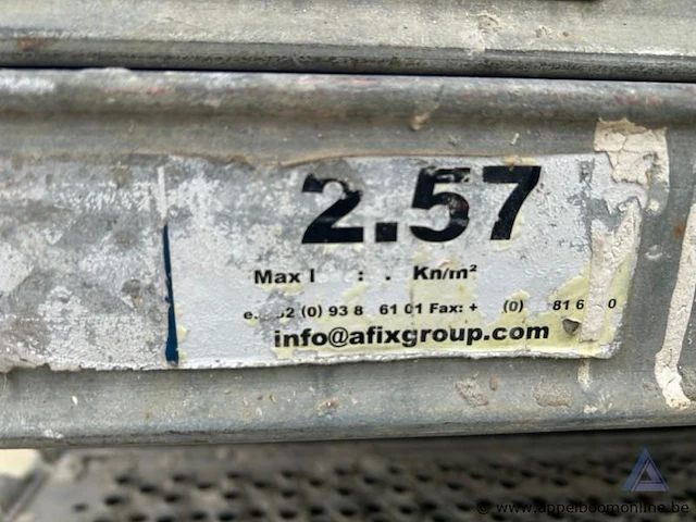 24 steigerplaten van het merk afix, 2.57m - afbeelding 3 van  3