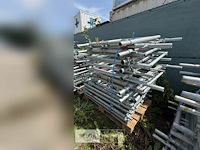 ± 24 steigers galva - afbeelding 2 van  3