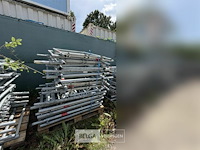 ± 24 steigers galva - afbeelding 3 van  3