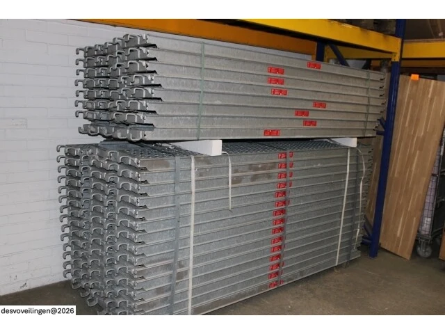 24 x altrad multid.steigervloer - afbeelding 2 van  6