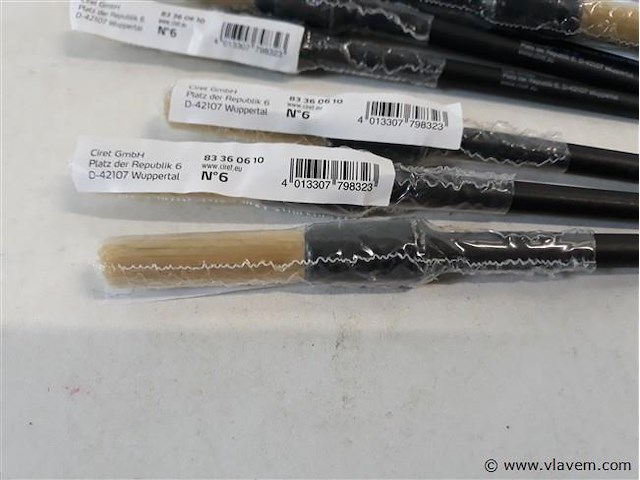 24 x lakverfborstel rond nr 6 pvc steel - afbeelding 2 van  2
