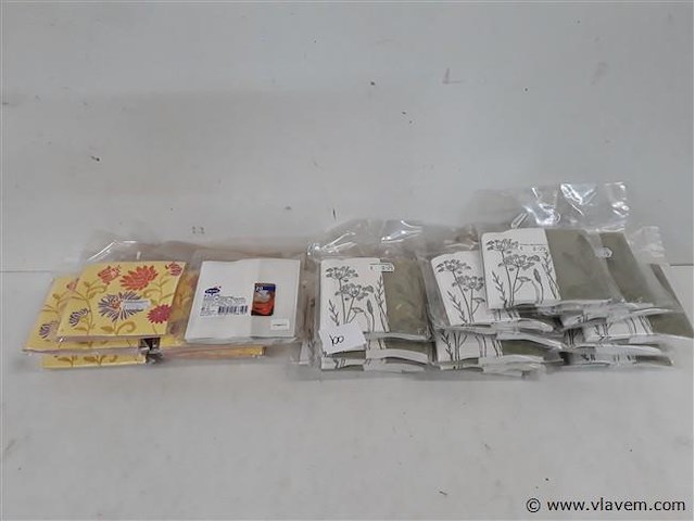 24 x onderzetter voor glas papier 9x9 cm 20st - afbeelding 1 van  2