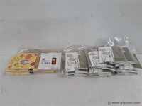 24 x onderzetter voor glas papier 9x9 cm 20st - afbeelding 1 van  2