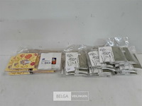 24 x onderzetter voor glas papier 9x9 cm 20st - afbeelding 1 van  3