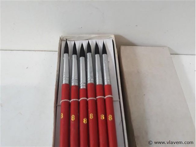 24 x penselen rond met punt nr 8 - afbeelding 2 van  2