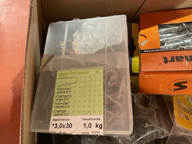 24 x zakken snelbouwschroeven; krammen; ankers - afbeelding 4 van  5