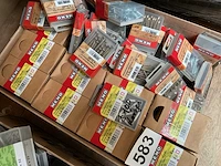 240 blisters schroeven en bevestiging - afbeelding 8 van  8