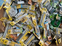 2400 diverse blisters bevestigingen - afbeelding 11 van  27