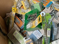 2400 diverse blisters bevestigingen - afbeelding 25 van  27