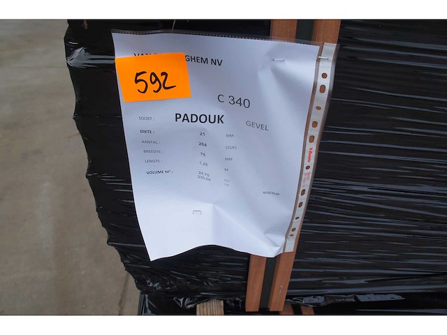 24,75 m² padouk gevelbekleding - afbeelding 5 van  5