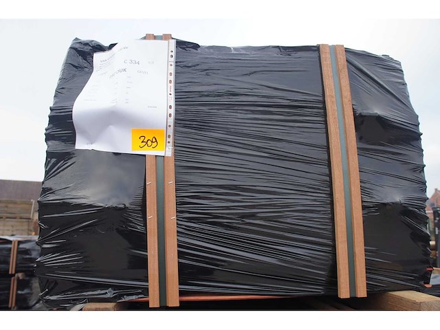 24,80 m² padouk gevelbekleding - afbeelding 4 van  5