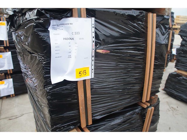 24,80 m² padouk gevelbekleding - afbeelding 4 van  5