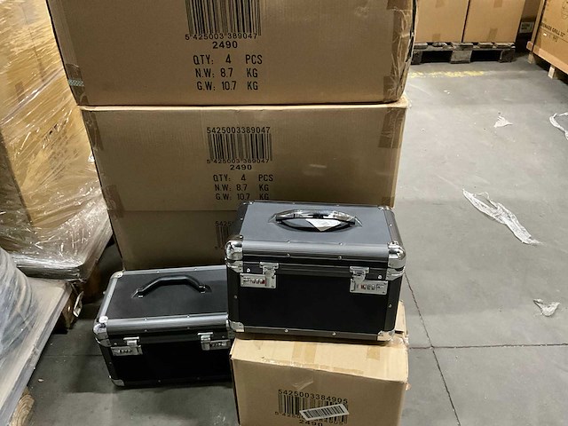 2490 beauty case aluminium zwart (12x) - afbeelding 1 van  4