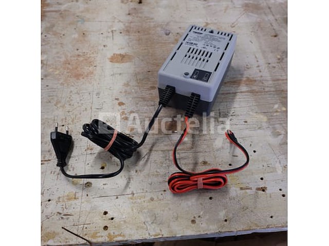 24v oplader - afbeelding 5 van  6