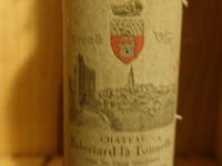 24x 75cl chateau balestard la tonnelle 1967 - afbeelding 2 van  4